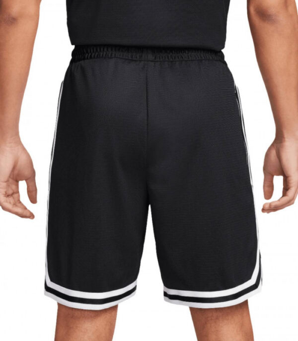 Short Nike DNA