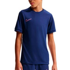 Nike Academy Junior