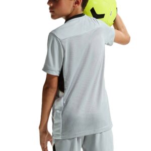 Nike Academy Junior