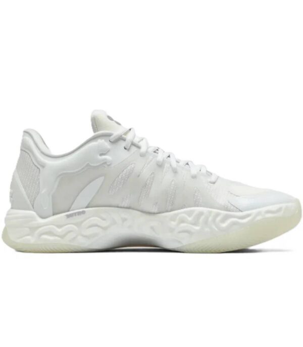 Hali 1 “Team All White”